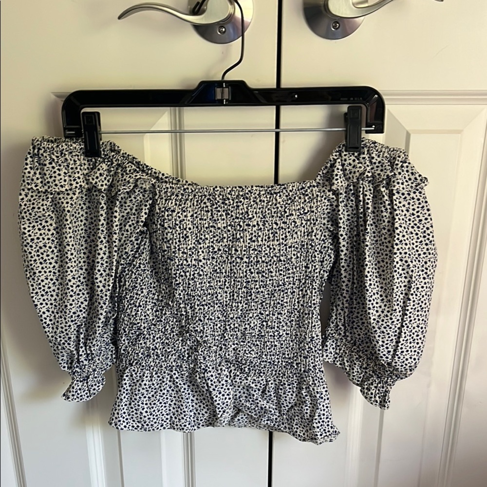 Nordstrom’s topshop royal blue and white floral summer going out top